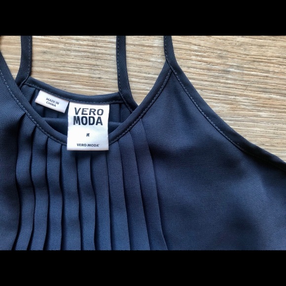 Vero Moda top - Picture 2 of 3